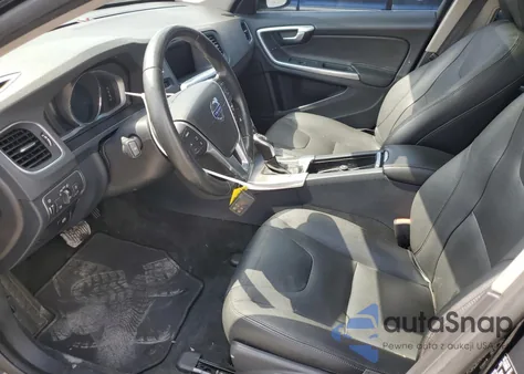 2016 Volvo S60 Premier из США, поврежденный, VIN YV126MFK0G2401547